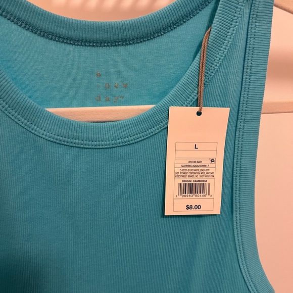 Blue Tank Top - Picture 2 of 3